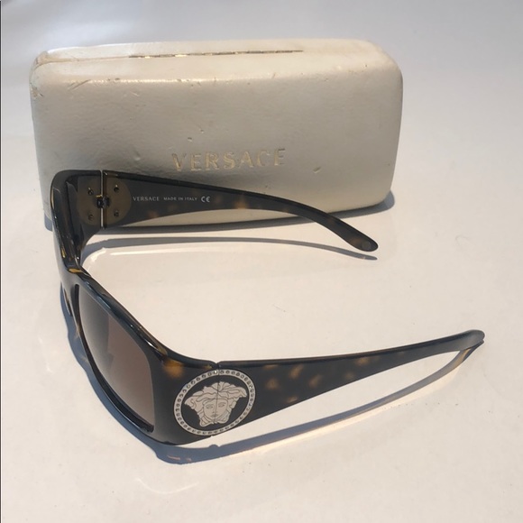 Versace women’s medusa tortoise sunglasses mod4160 main image 5